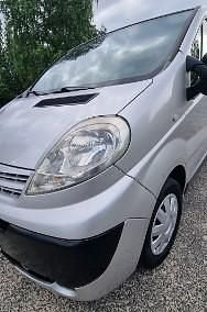 Używany Nissan Primastar 90 KM (66 kW) 2006 Srebrny Minivan