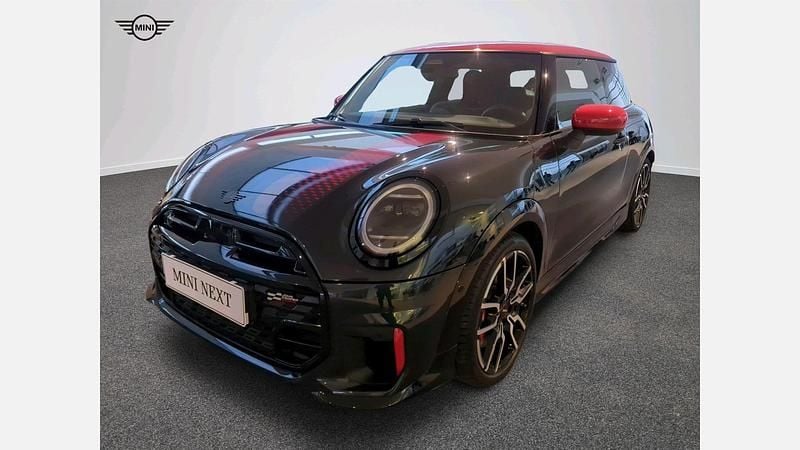 Używany Mini John Cooper Works 231 KM (169 kW) 2025 Legend grey metalizowany Hatchback