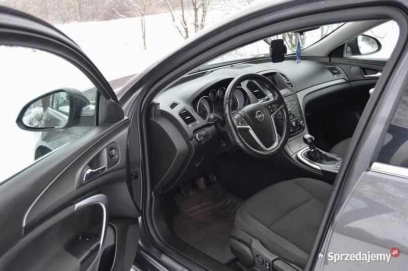 Używany Opel Insignia 2010 Szary Kombi