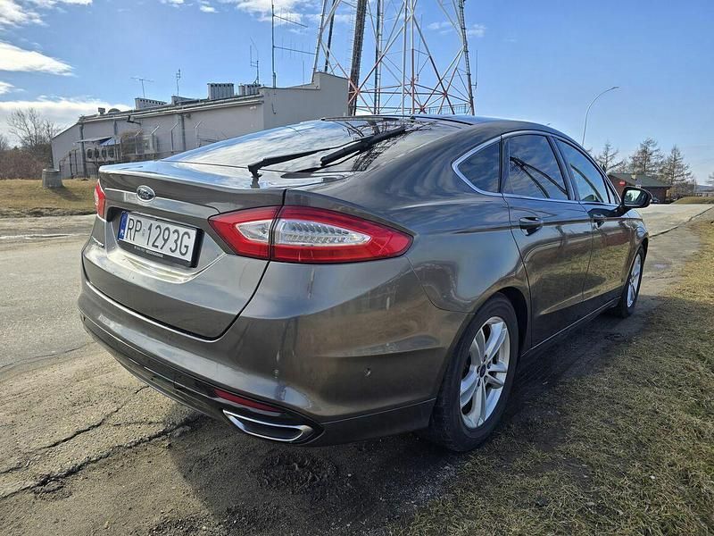Używany Ford Mondeo 2017 Szary Hatchback