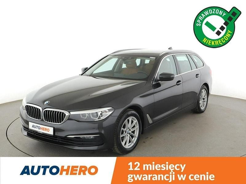 Czarny Używany 2017 BMW 520 Kombi | 87 800 zł (Super Cena) - Obraz 1/3