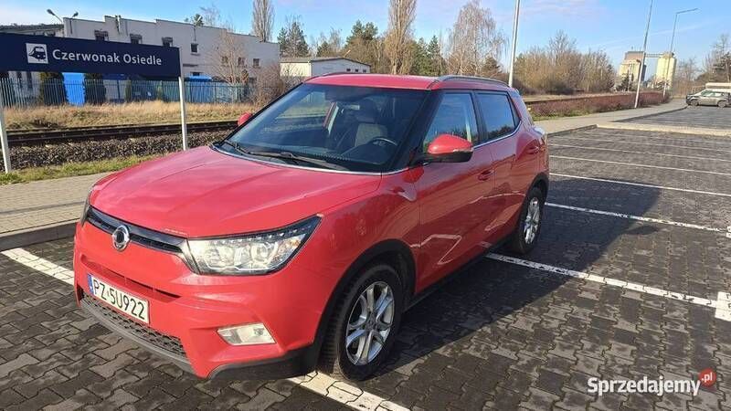 Używany 2016 Ssangyong Tivoli | 38 500 zł (Uczciwa cena) - Obraz 1/4