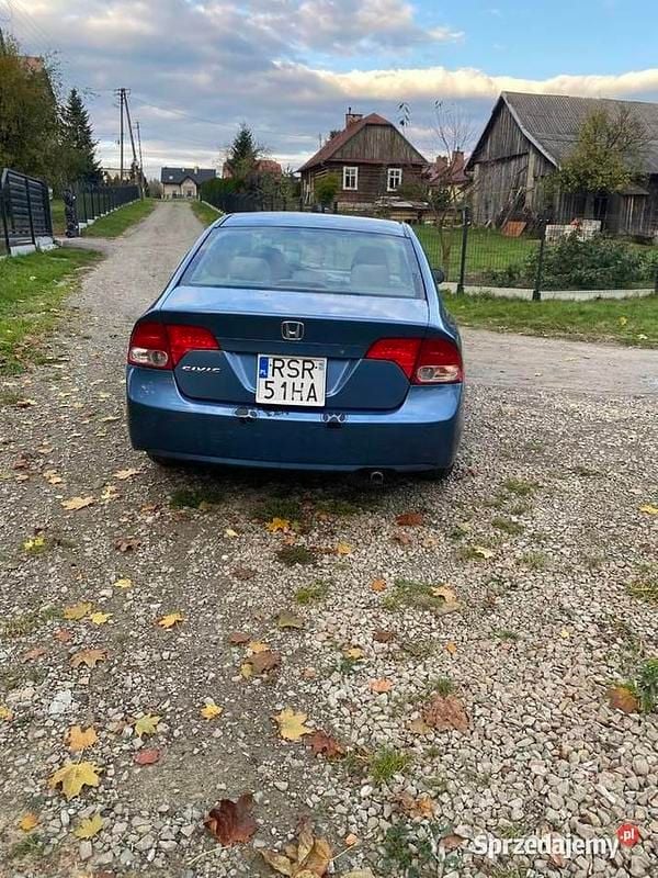 Używany Honda Civic 140 KM (102 kW) 2008 Sedan/Limuzyna