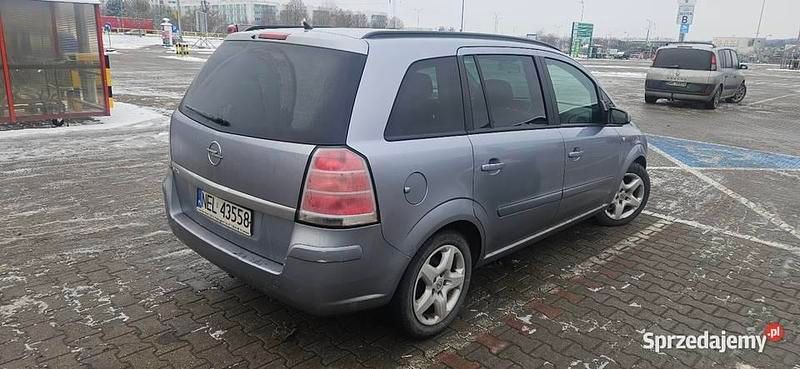 Używany Opel Zafira 2008 Minivan