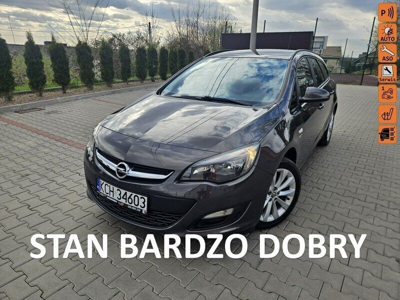 Grafitowy (metalik) Używany 2013 Opel Astra Kombi | 22 990 zł (Uczciwa cena) - Obraz 1/4