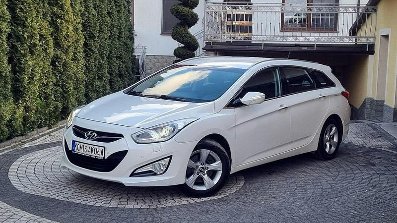 Używany Hyundai i40 136 KM (100 kW) 2014 Biały Kombi