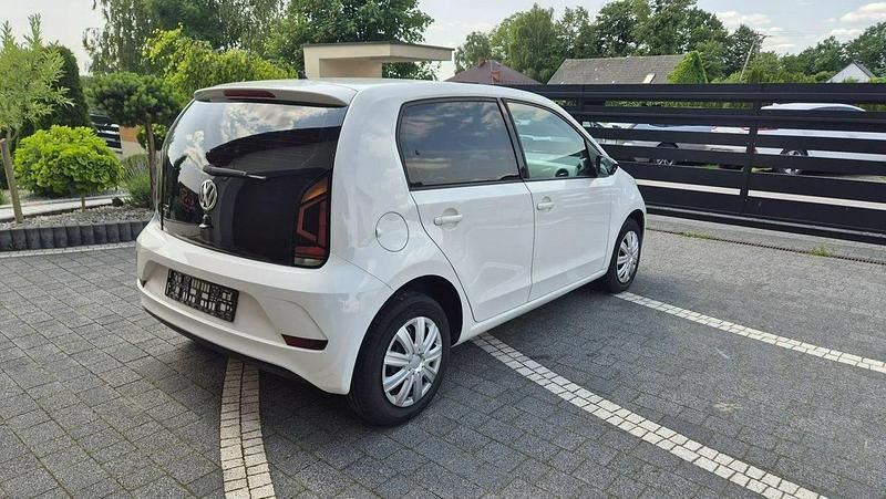 Biały Używany 2017 VW up! Hatchback | 27 300 zł (Uczciwa cena) - Obraz 1/4