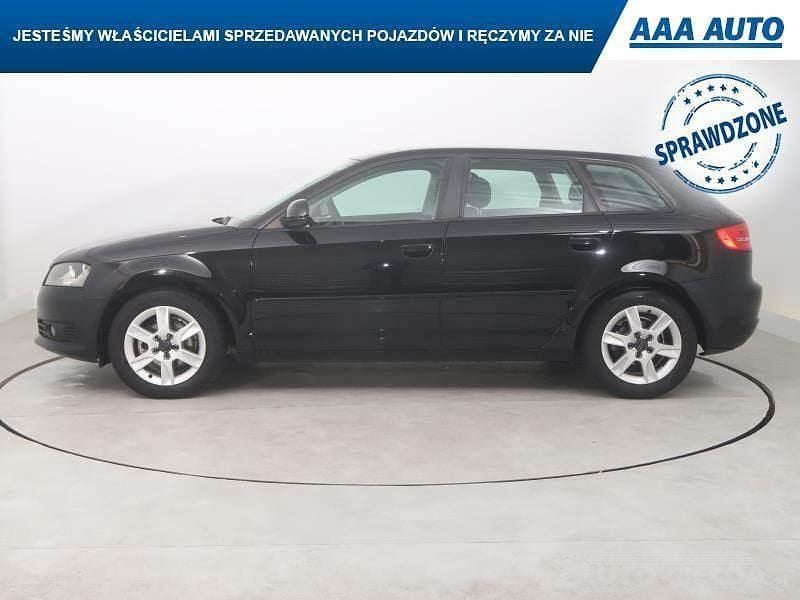 Używany Audi A3 2009 Czarny Hatchback