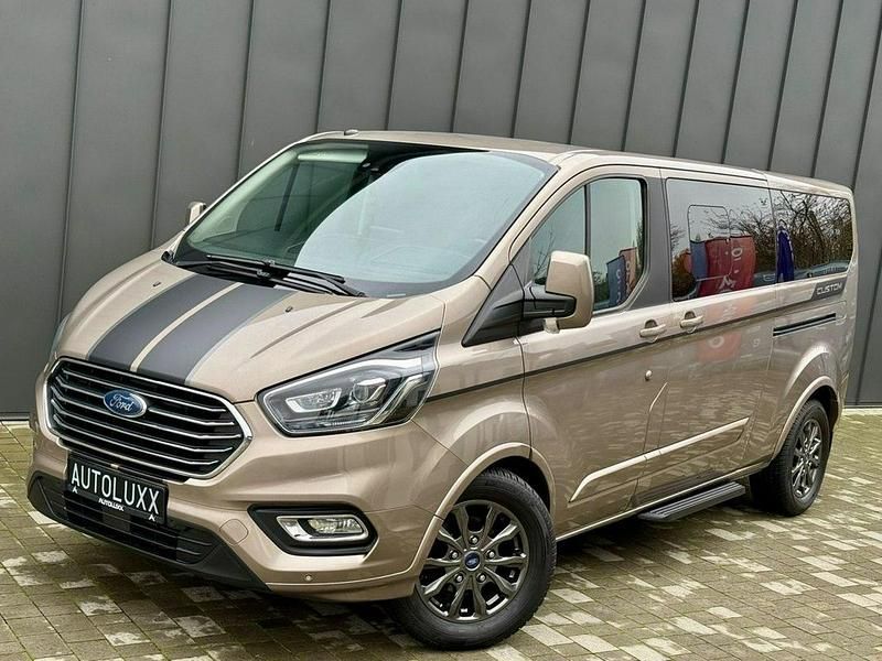 Używany Ford Tourneo Custom 170 KM (125 kW) 2018 Szary (metalik) Van