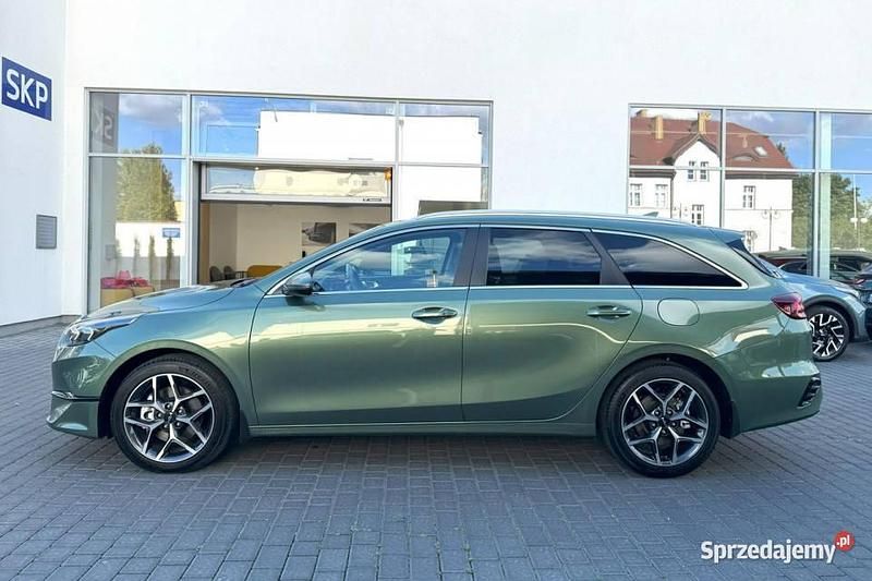 Zielony Używany 2025 Kia Ceed Sportswagon Kombi | 114 900 zł - Obraz 1/4