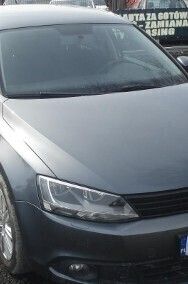 Używany VW Jetta 105 KM (77 kW) 2011 Szary Sedan/Limuzyna