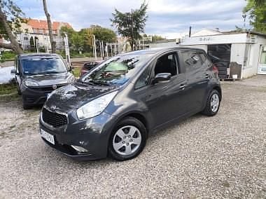 Beżowy Używany 2018 Kia Venga Hatchback | 43 900 zł (Uczciwa cena) - Obraz 1/4