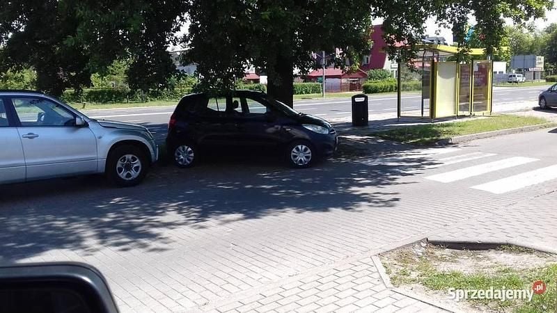 Używany Hyundai i10 69 KM (50 kW) 2012 Czarny Hatchback