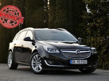 Używany Opel Insignia Country Tourer 140 KM (102 kW) 2015 Czarny Kombi