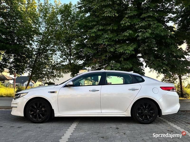 Używany 2017 Kia Optima | 56 900 zł - Obraz 1/4