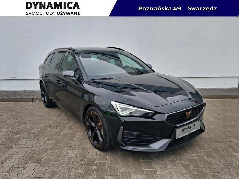 Czarny (metalik) Używany 2024 Cupra Leon Kombi | 118 900 zł (Dobra cena) - Obraz 1/4