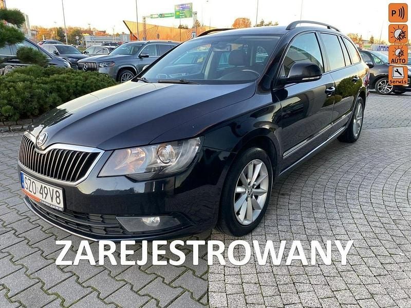 Czarny Używany 2013 Skoda Superb Kombi | 29 900 zł (Dobra cena) - Obraz 1/4