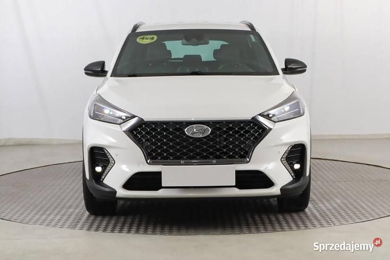 Biały Używany 2019 Hyundai Tucson SUV | 95 999 zł (Dość drogi) - Obraz 1/4