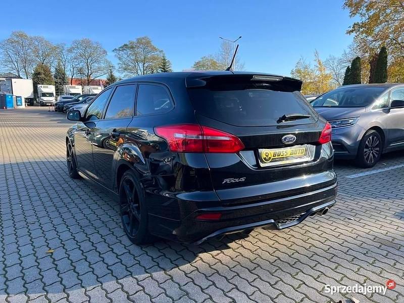 Używany Ford Focus 150 KM (110 kW) 2017 Czarny Hatchback
