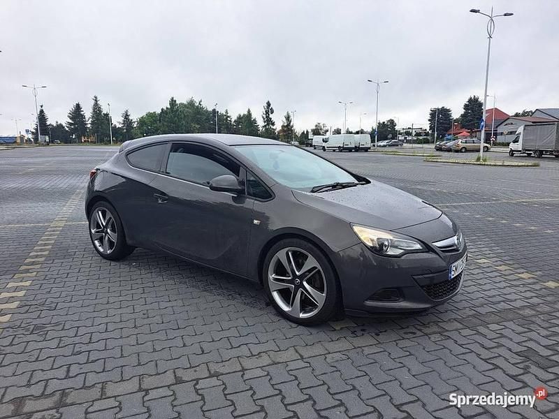 Używany 2014 Opel Astra GTC Coupe | 15 800 zł - Obraz 1/4