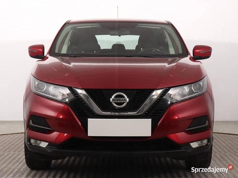 Używany Nissan Qashqai 2017 Bordowy SUV