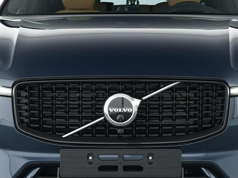Używany Volvo XC60 Ultra 250 KM (183 kW) 2025 Niebieski SUV