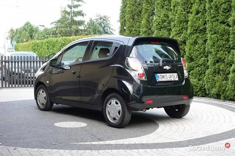 Używany Chevrolet Spark 68 KM (50 kW) 2012 Czarny Hatchback