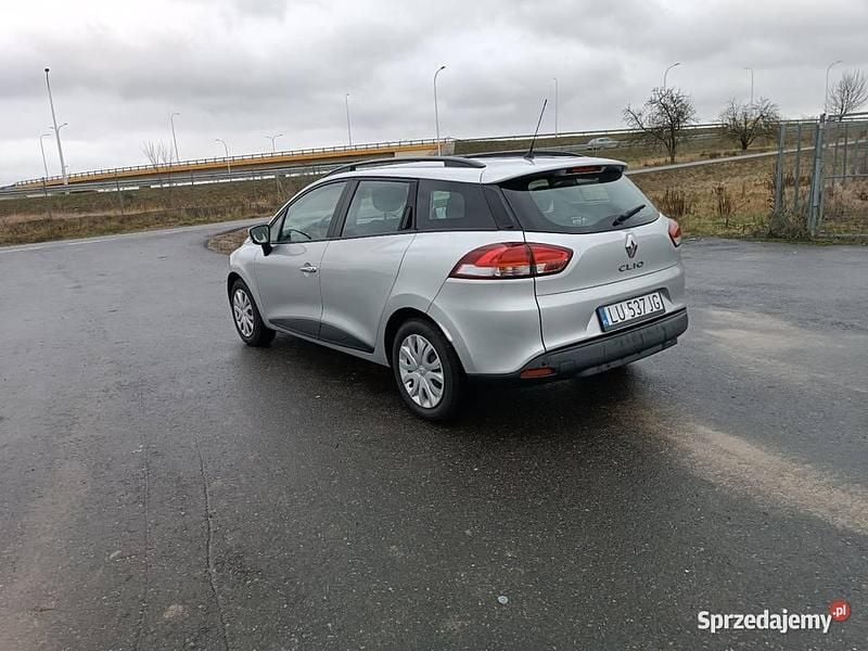 Używany Renault Clio GrandTour 2019 Srebrny Kombi