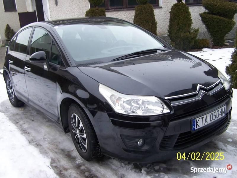 Czarny Używany 2010 Citroën C4 Hatchback | 8000 zł (Dobra cena) - Obraz 1/4