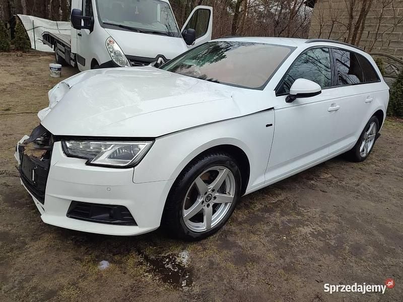 Używany Audi A4 2017 Biały Kombi