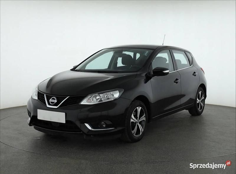 Używany Nissan Pulsar 2015 Czarny Hatchback