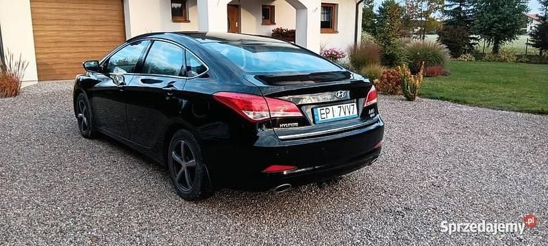Używany Hyundai i40 2012 Czarny Sedan/Limuzyna