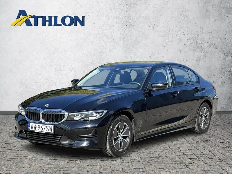 Czarny (metalik) Używany 2021 BMW 318 Sedan/Limuzyna | 115 400 zł (Drogi) - Obraz 1/4