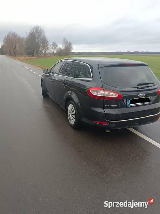 Używany Ford Mondeo 2011 Czarny Kombi
