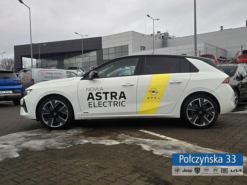 Używany Opel Astra 113 kW (154 KM) 2023 Biały Hatchback