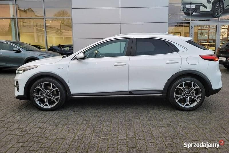 Biały Używany 2022 Kia XCeed SUV | 83 900 zł (Dobra cena) - Obraz 1/4