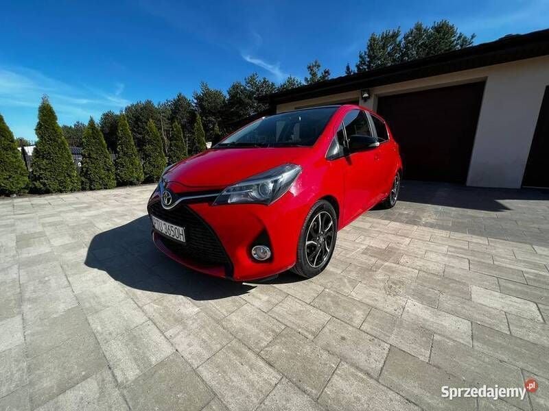 Używany Toyota Yaris Style 99 KM (72 kW) 2014 Hatchback