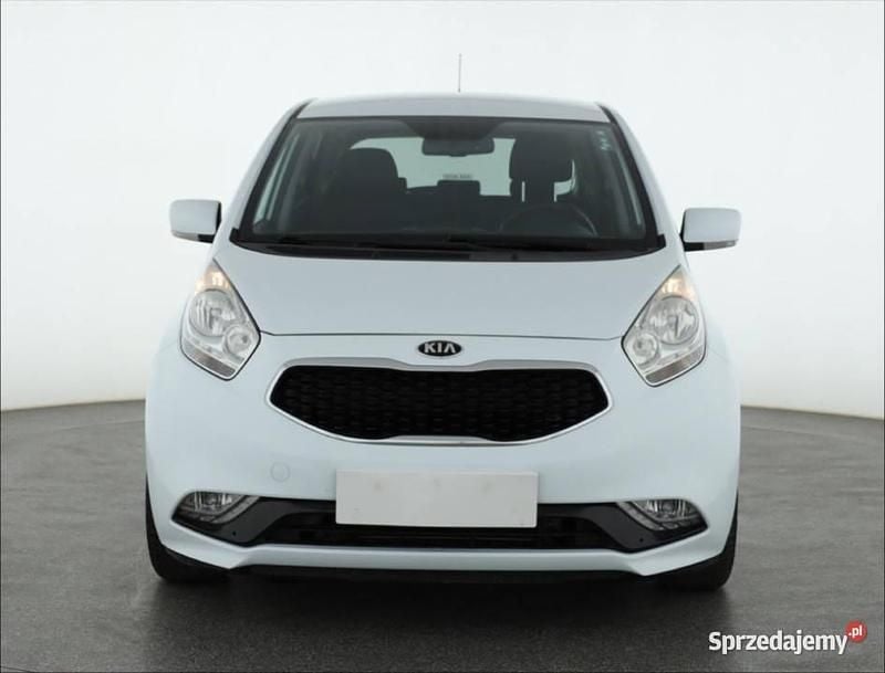 Biały Używany 2015 Kia Venga Hatchback | 43 999 zł (Dość drogi) - Obraz 1/4