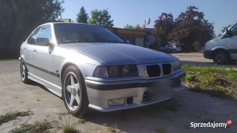 Srebrny Używany 1996 BMW 328 Sedan/Limuzyna | 49 000 zł - Obraz 1/4