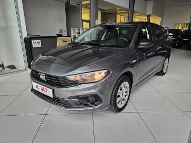 Szary (metalik) Używany 2022 Fiat Tipo Kombi | 45 900 zł (Uczciwa cena) - Obraz 1/4