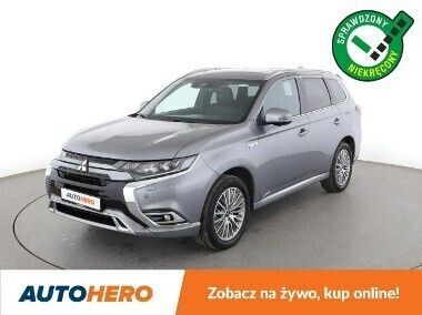 Szary Używany 2020 Mitsubishi Outlander P-HEV Spirit SUV | 89 100 zł - Obraz 1/3