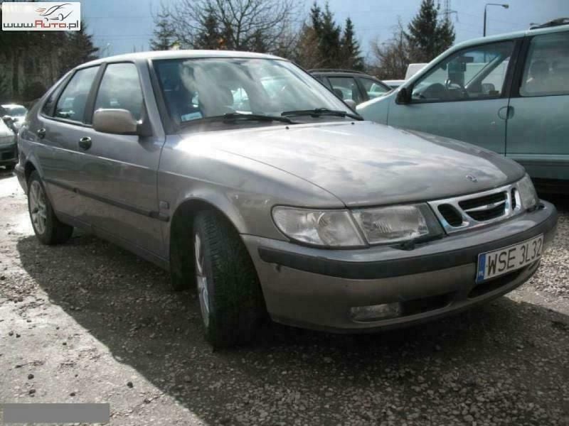 Używany Saab 9-3 150 KM (110 kW) 2001 Srebrny (metalik) Hatchback