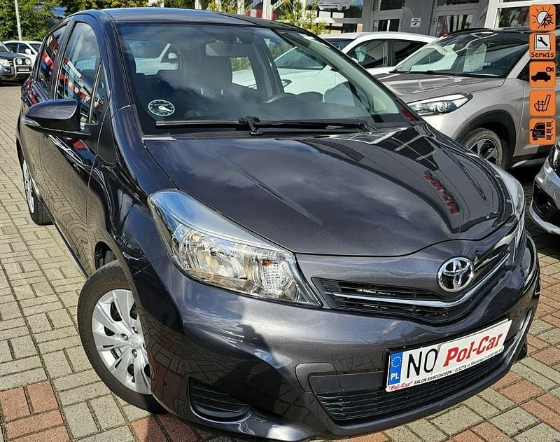 Szary (metalik) Używany 2012 Toyota Yaris Hatchback | 29 900 zł (Dość drogi) - Obraz 1/4