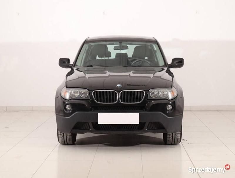 Czarny Używany 2010 BMW X3 SUV | 27 999 zł (Uczciwa cena) - Obraz 1/4
