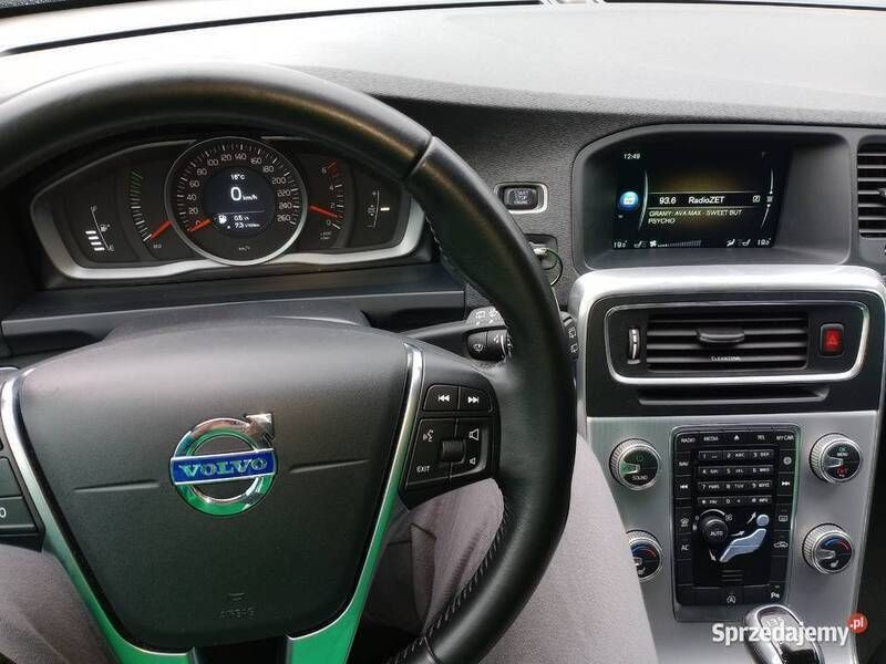 Używany Volvo V60 CC 2017 Kombi