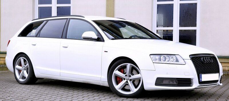 Używany Audi A6 S-Line 239 KM (175 kW) 2012 Biały Kombi