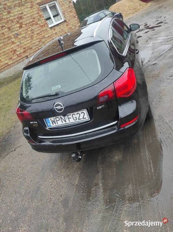 Używany 2011 Opel Astra | 23 300 zł (Drogi) - Obraz 1/4