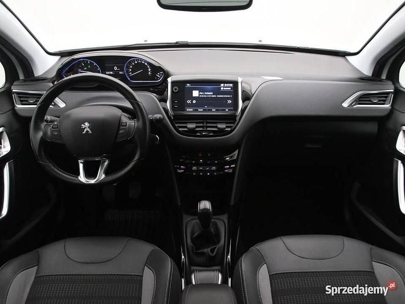Biały Używany 2019 Peugeot 2008 Allure SUV | 45 999 zł - Obraz 1/4