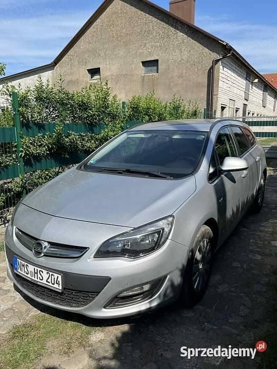 Używany 2015 Opel Astra Kombi | 18 900 zł (Dobra cena) - Obraz 1/4
