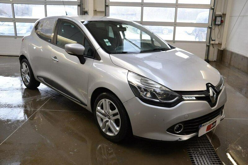 Srebrny (metalik) Używany 2015 Renault Clio IV Hatchback | 15 500 zł - Obraz 1/4